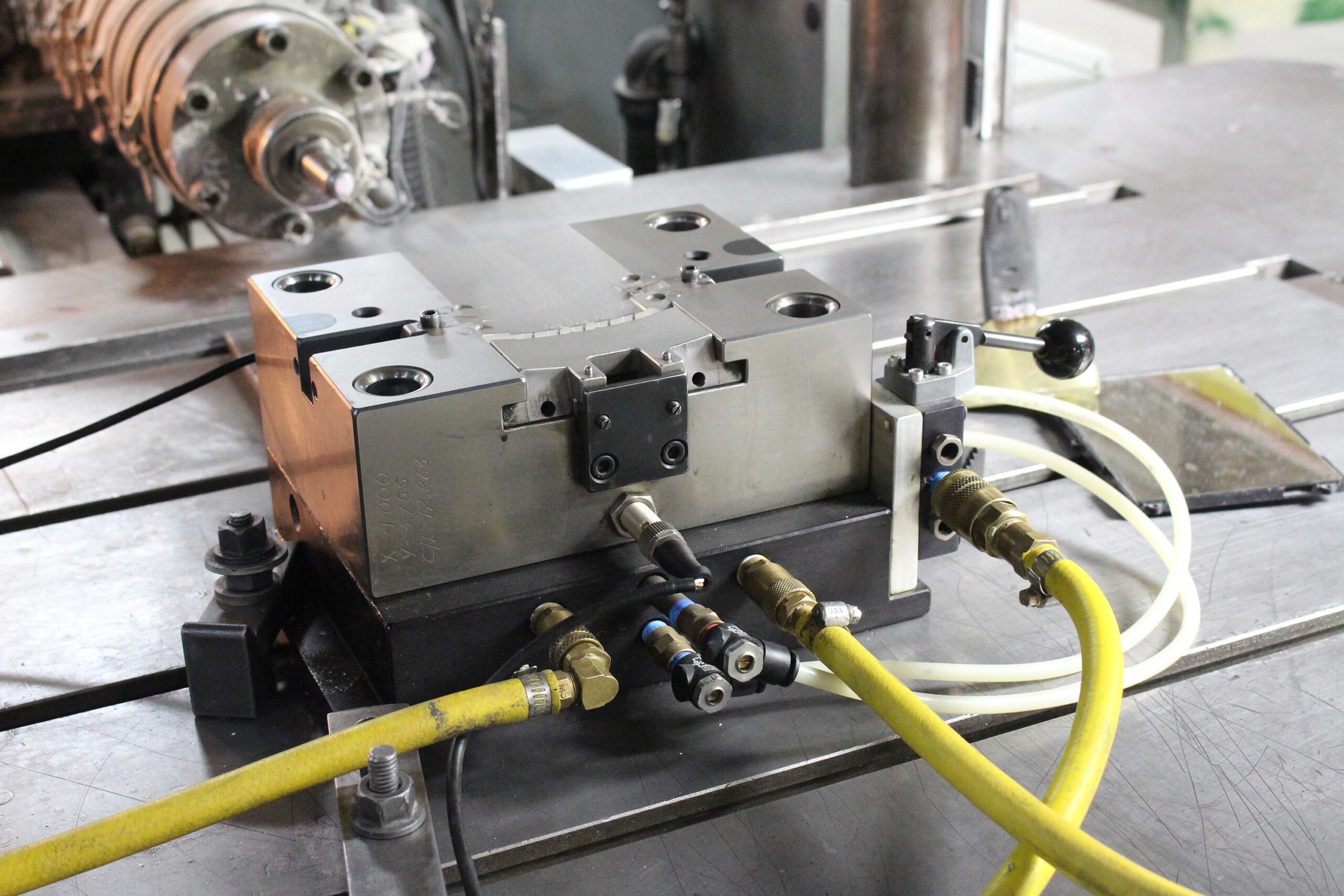 tooling for ceramic cores